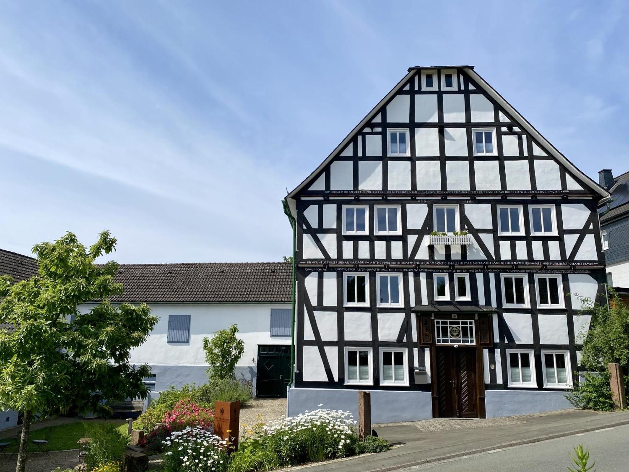 Hof Hallenberg Luaran gambar