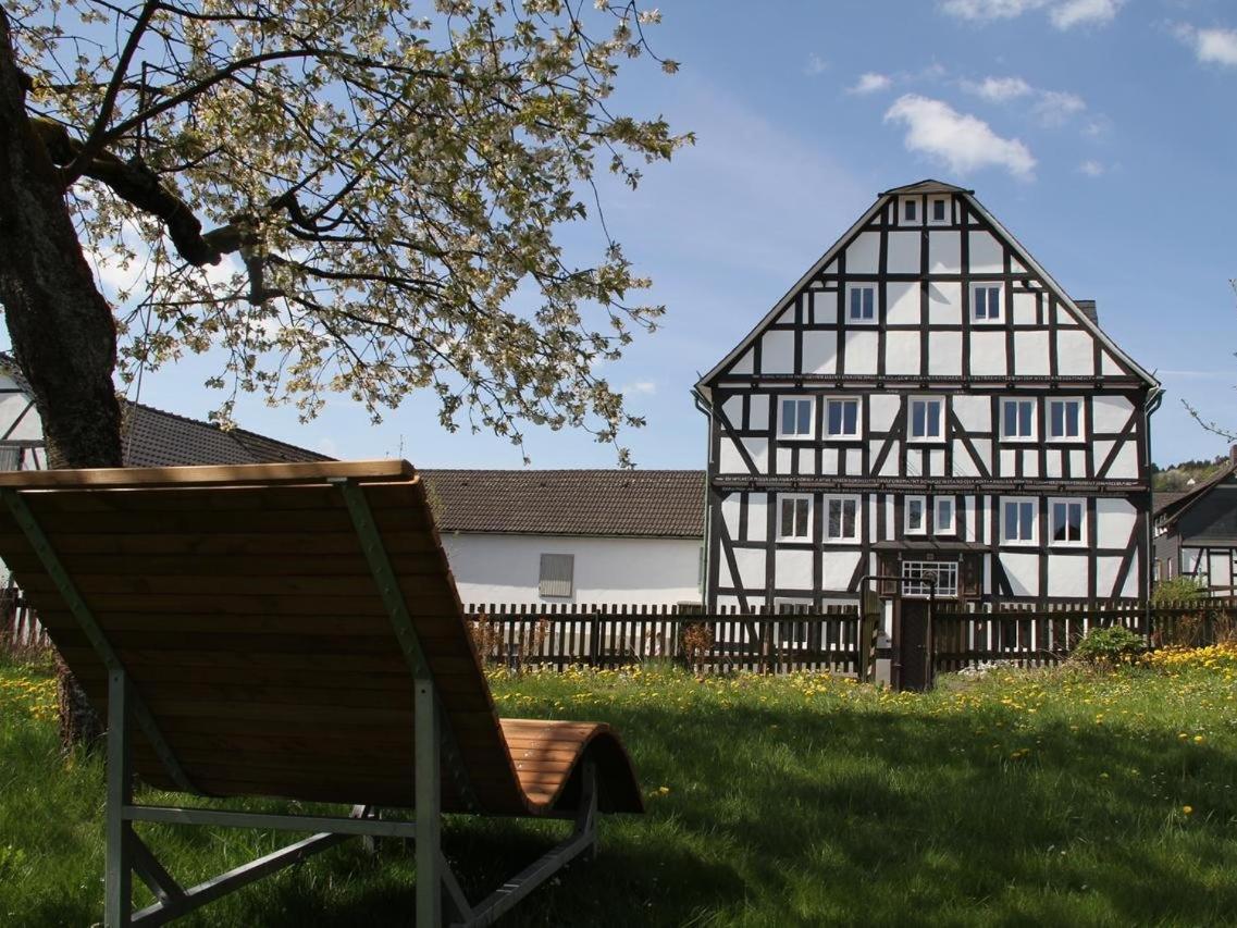 Hof Hallenberg Luaran gambar